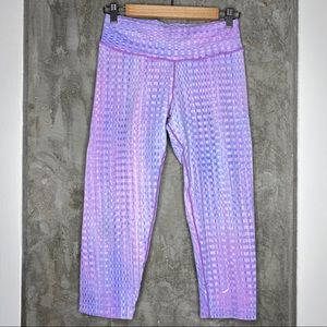 NIKIBIKI SPORT | Purple Patterned Capri Leggings